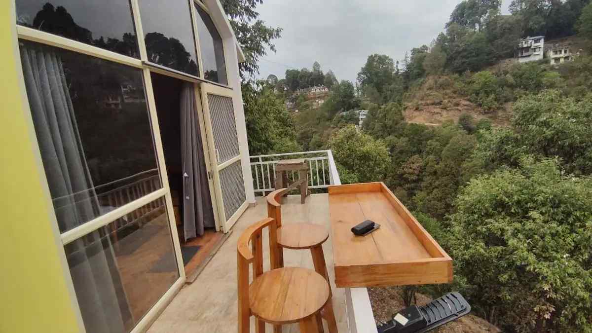 Cliff Treehouse-image-1