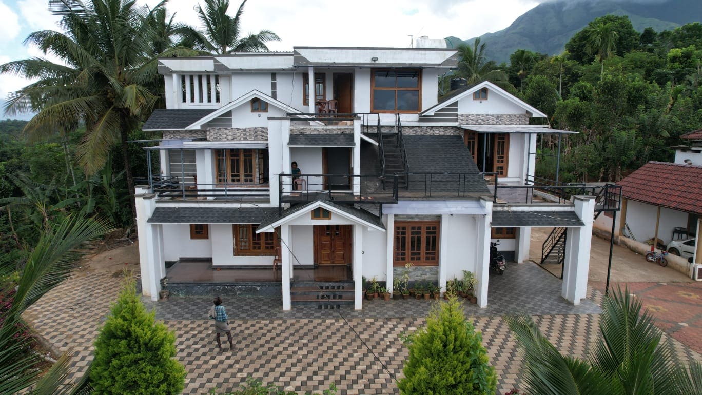 Peak Point House, Wayanad Kerala | video