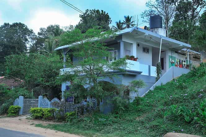 Midway Homestay, KUMILY KERALA | video