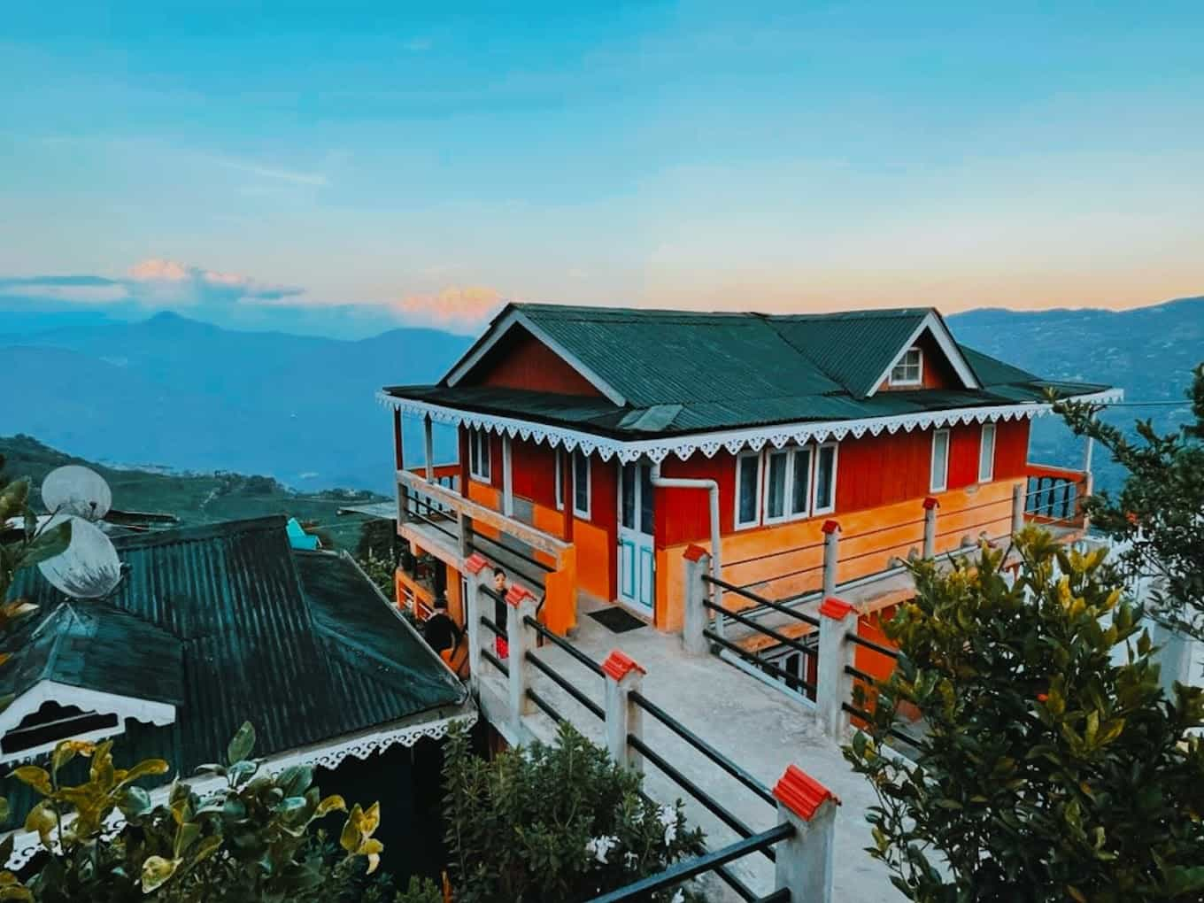 Himalayan Heights Farmstay, Darjeeling West Bengal | video