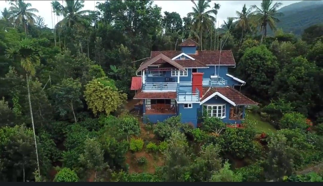Blue House Estate-video-large