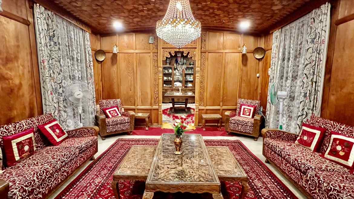 Dal Lake Houseboat-image-2