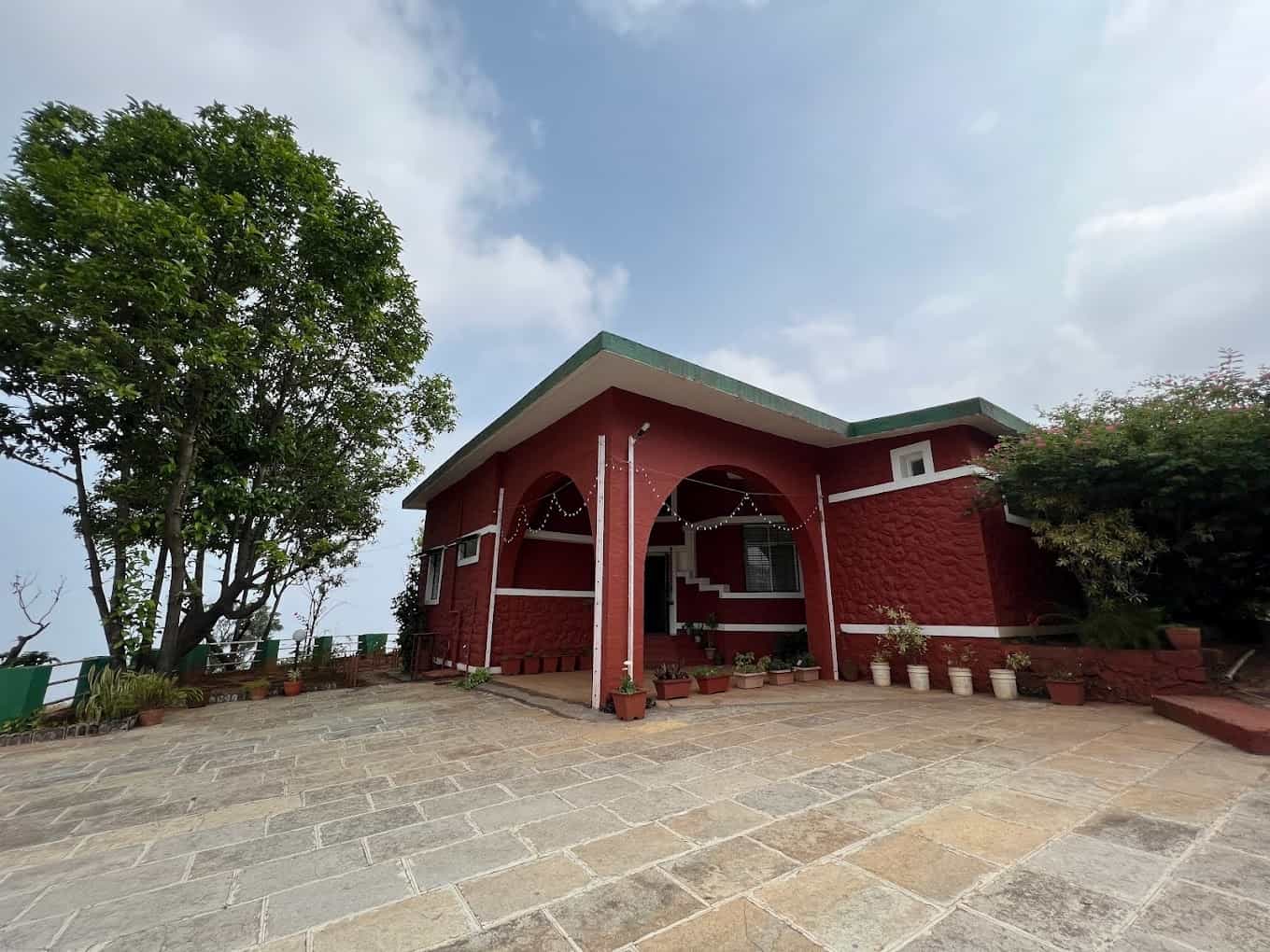 The RedBrick Villa, Kaas Plateau, Maharashtra